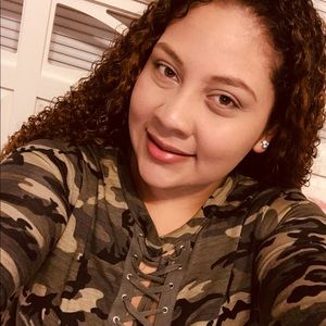 Meet your Posher, Stefanie